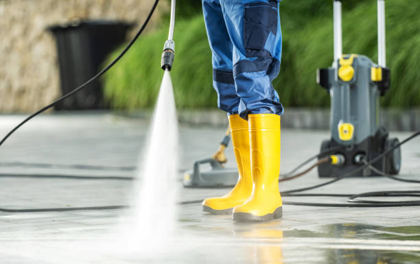 Best Commercial Pressure Washing  in Verandah, FL